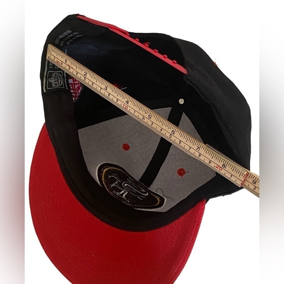 NFL San Francisco 49ers The Supreme Cap Snap Back Flat Bill NFL Red Black NWT OS - Picture 7 of 7